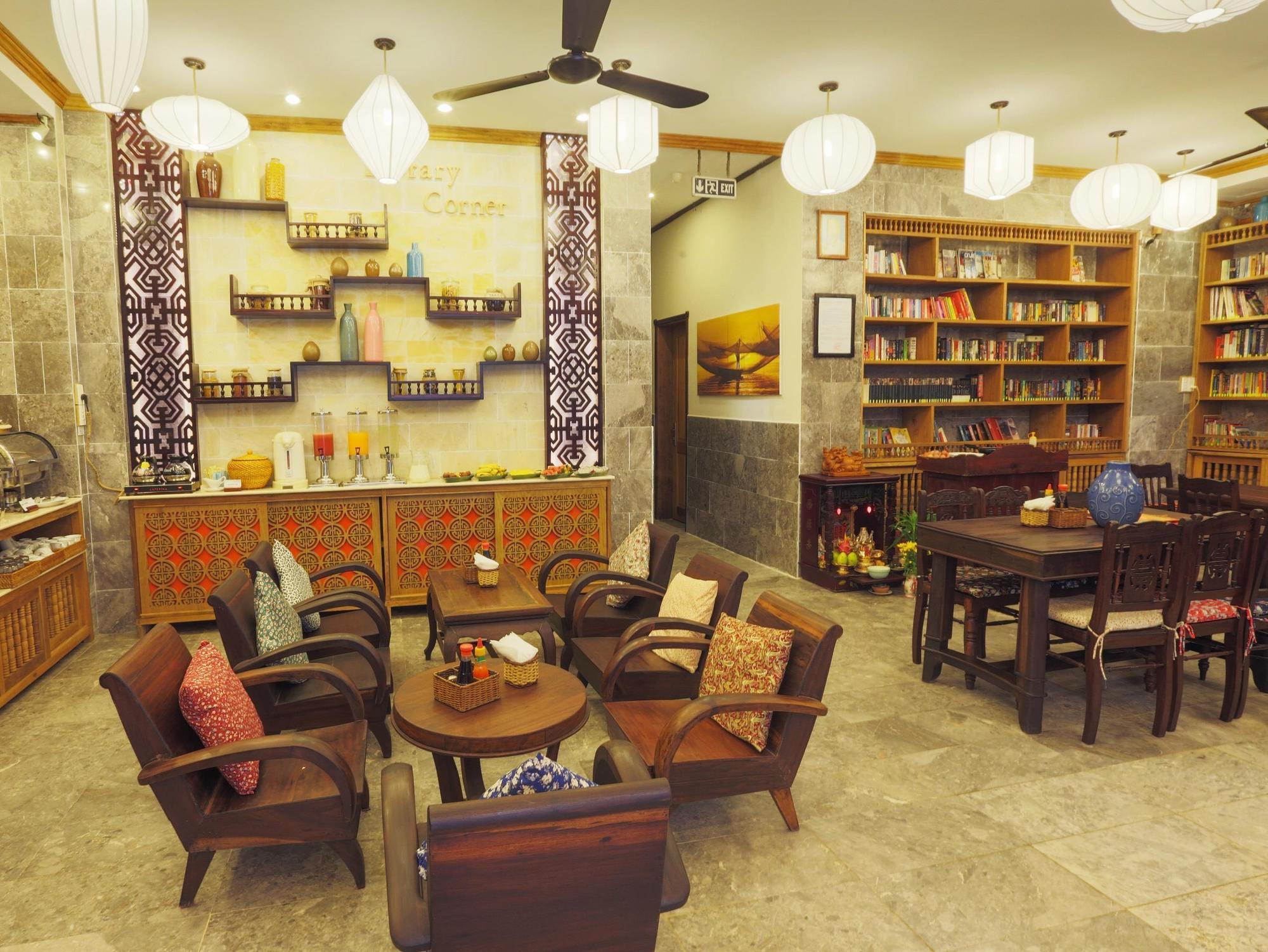 Pho Library Хойан